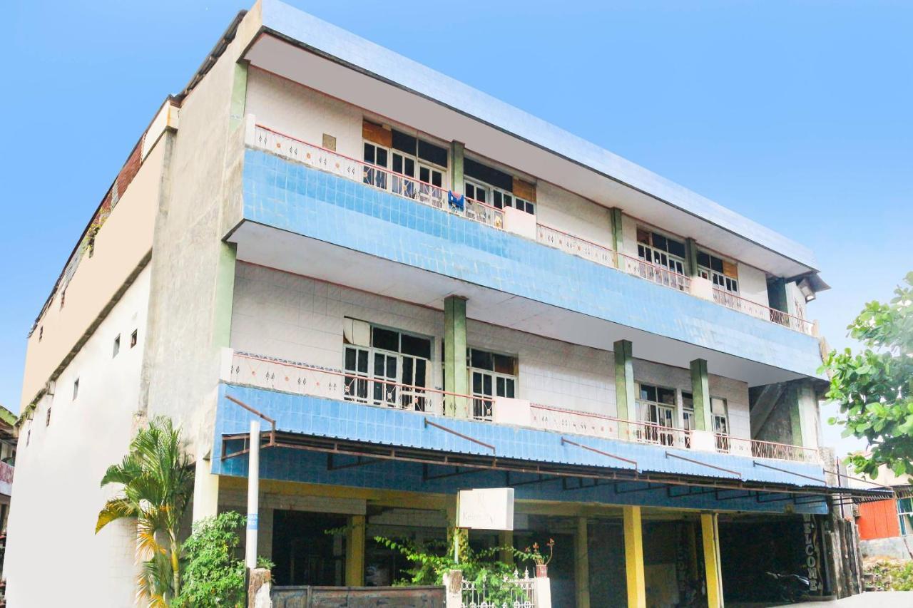 Spot On 91212 Hotel Kelimutu Kupang  Bagian luar foto