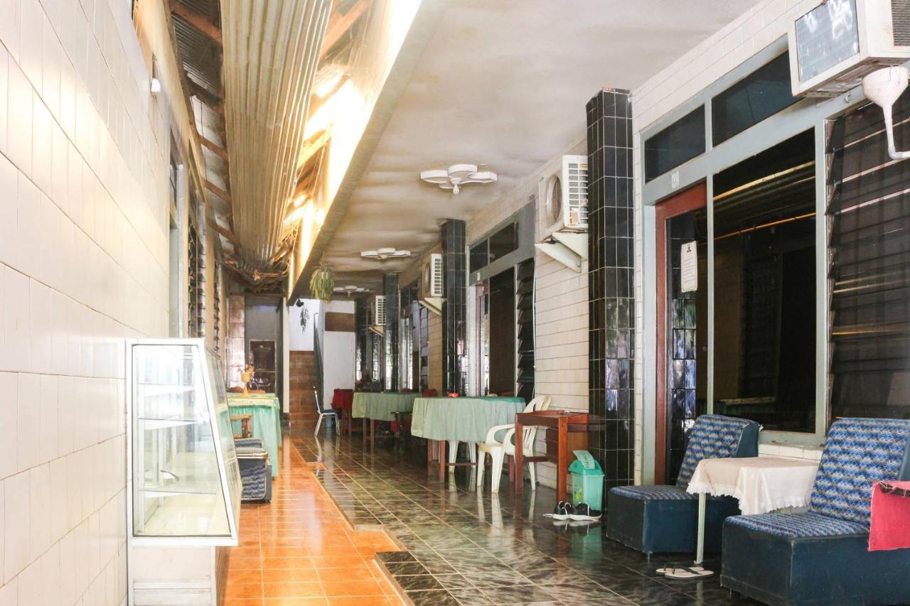 Spot On 91212 Hotel Kelimutu Kupang  Bagian luar foto